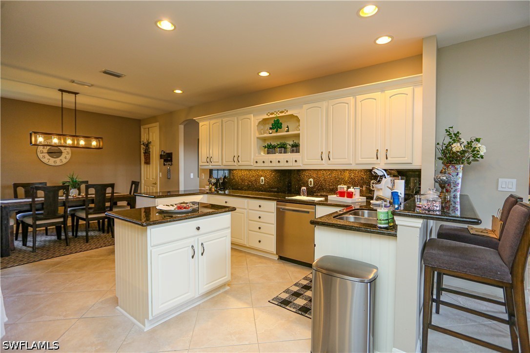 3 Bed Waterfront Home for Sale in Naples, photo 42