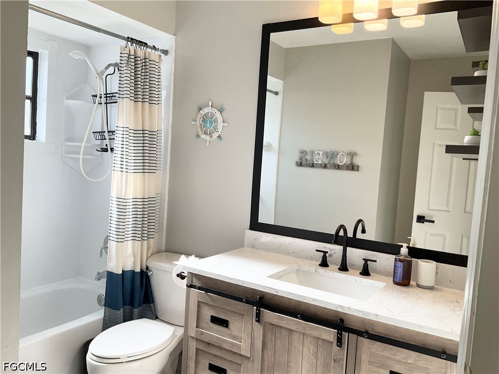 3 Bed Pool Home for Sale in Cape Coral, photo 42