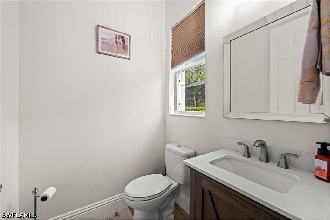 5 Bed SingleFamilyResidence for Sale in Belle Lago, photo 42