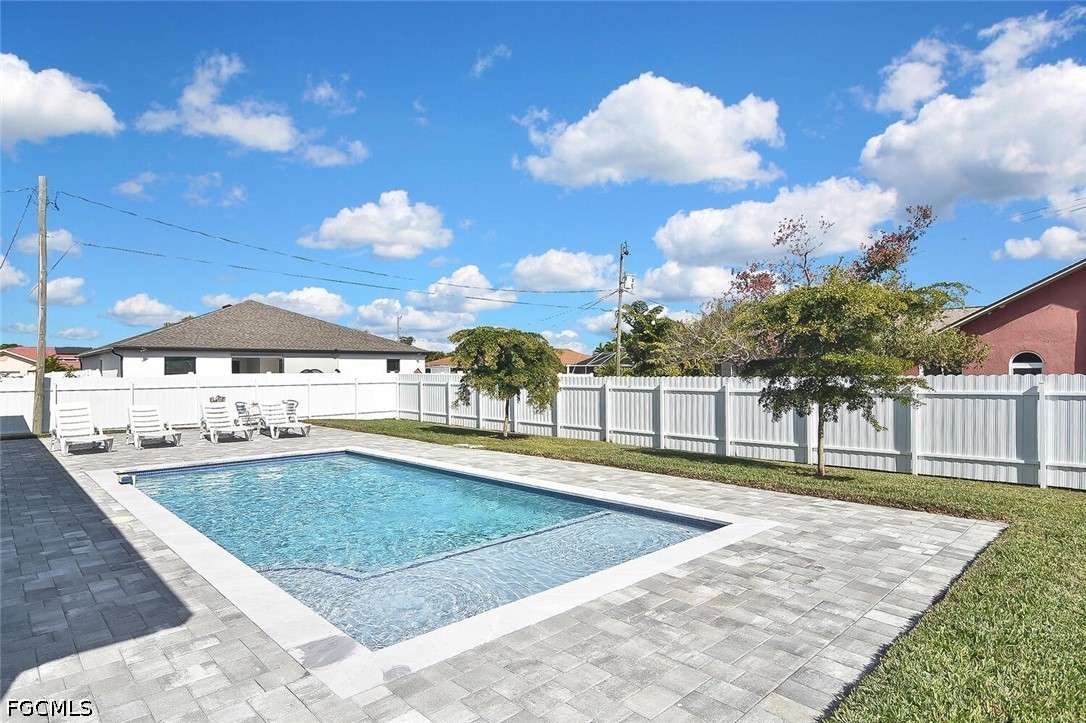 3 Bed Pool Home for Sale in Cape Coral, photo 42