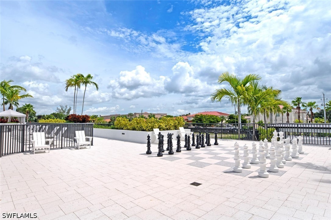 2 Bed Condominium for Sale in Naples, photo 42