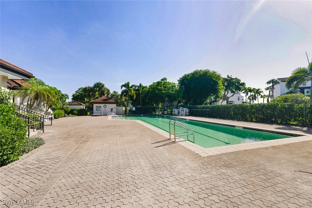 2 Bed Waterfront Home for Sale in Naples, photo 43