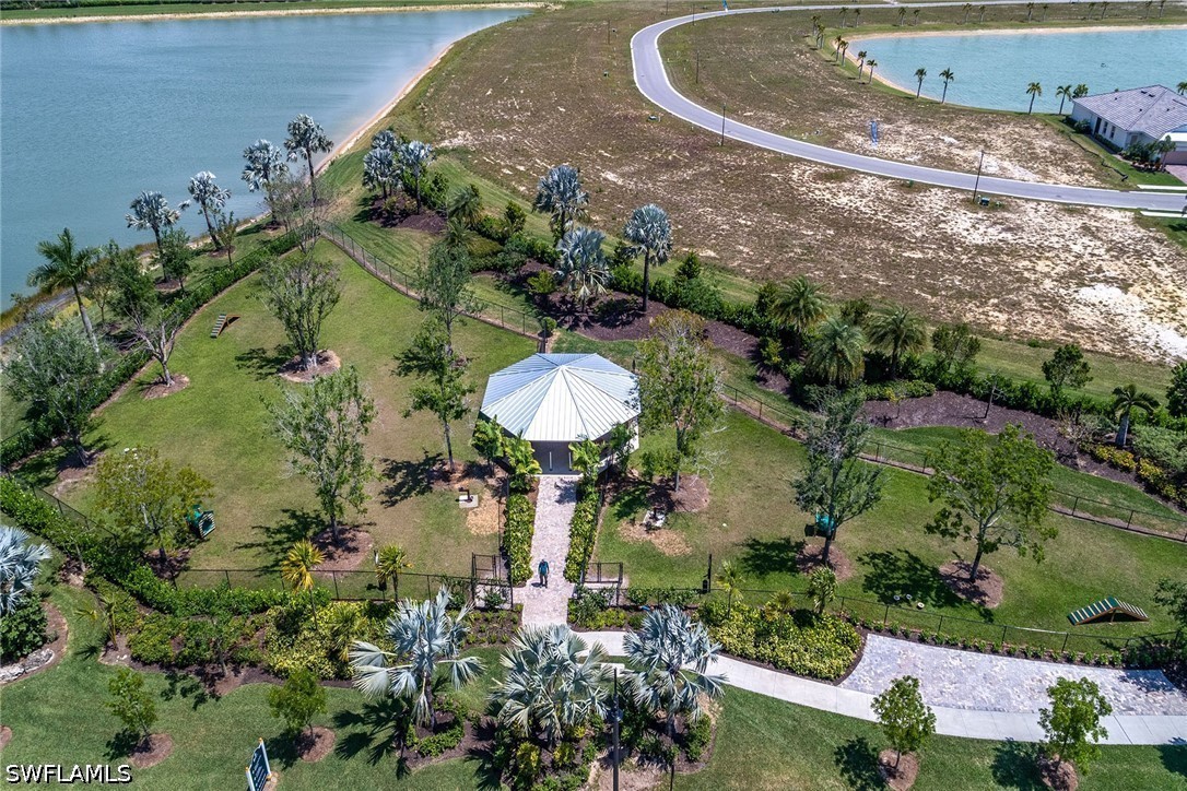 3 Bed Pool Home for Sale in Sutton Cay, photo 43
