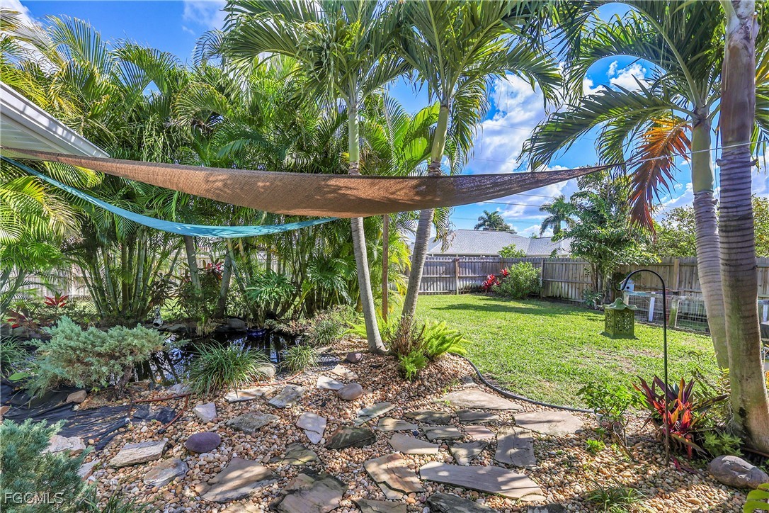 3 Bed SingleFamilyResidence for Sale in Cape Coral, photo 43