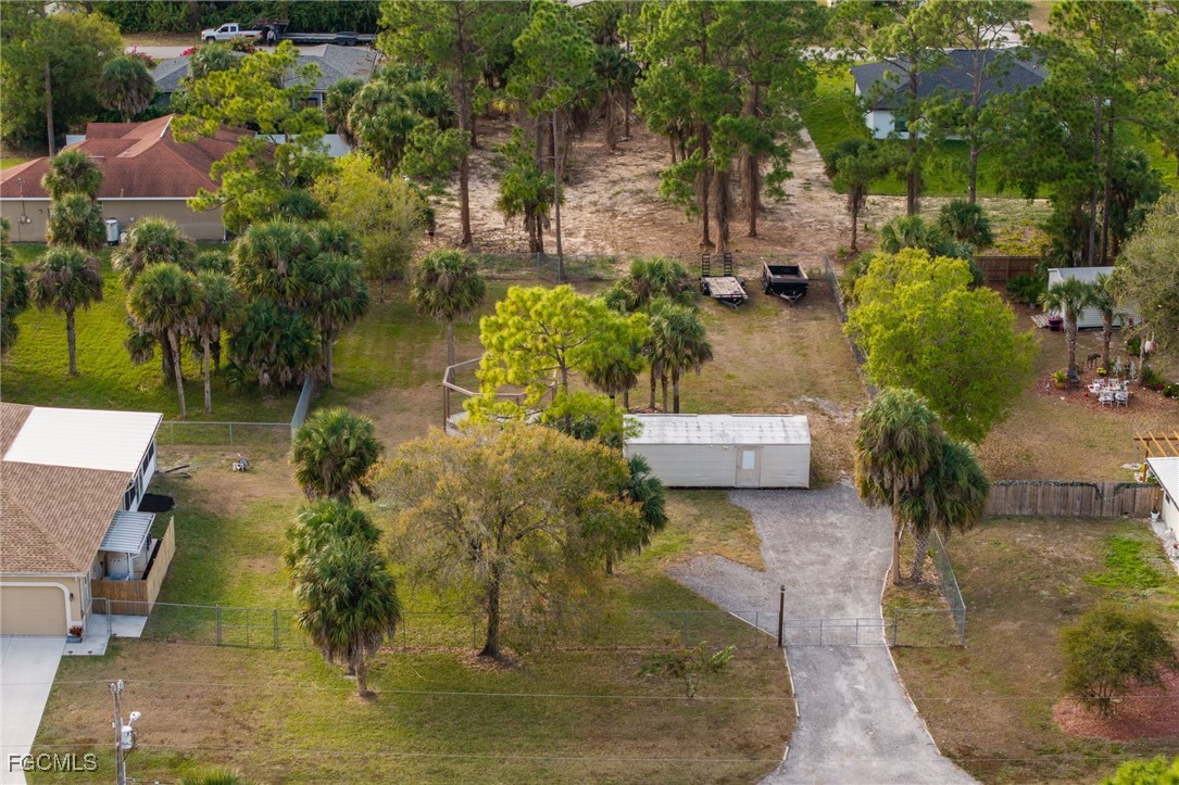 4 Bed SingleFamilyResidence for Sale in Lehigh Acres, photo 43