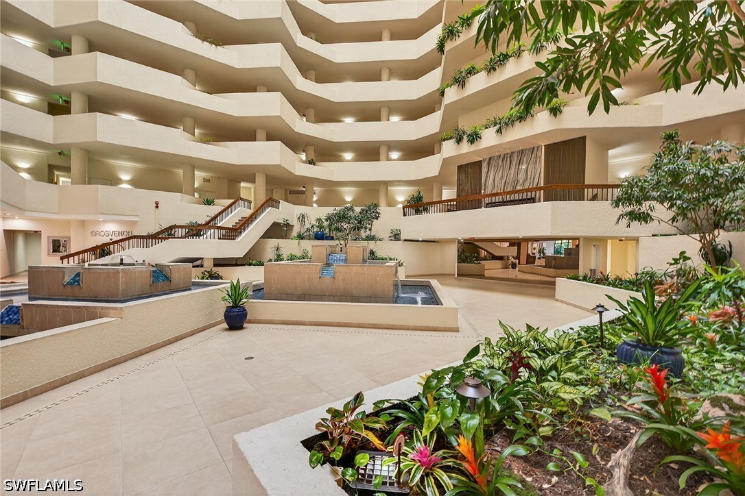 3 Bed Condominium for Sale in Grosvenor, photo 43