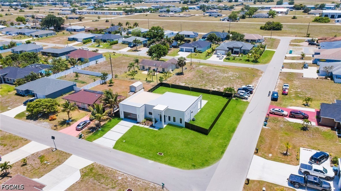 3 Bed Pool Home for Sale in Cape Coral, photo 43