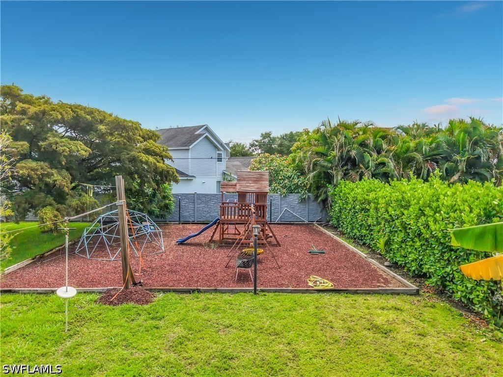 4 Bed Pool Home for Sale in Acreage, photo 43