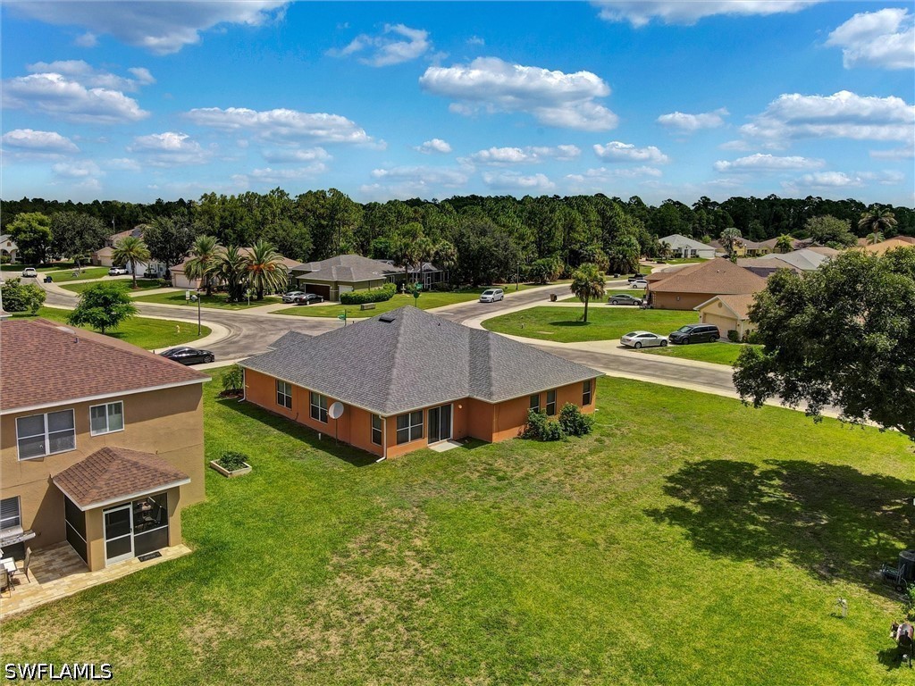 4 Bed SingleFamilyResidence for Sale in Town Lakes, photo 43