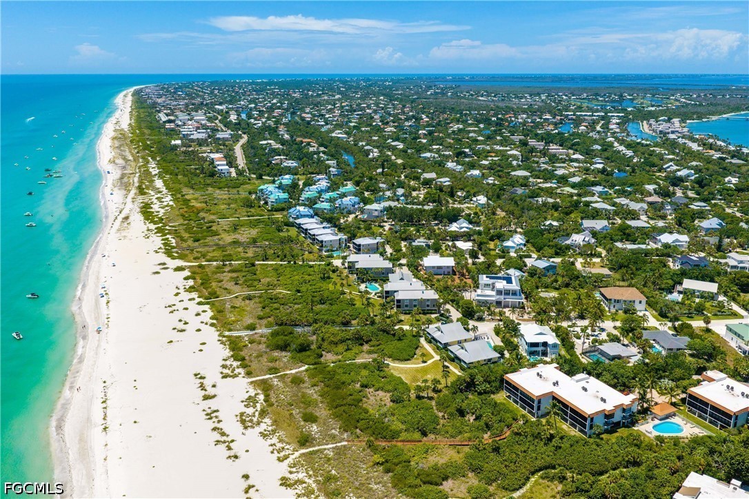 4 Bed Pool Home for Sale in Sanibel, photo 43