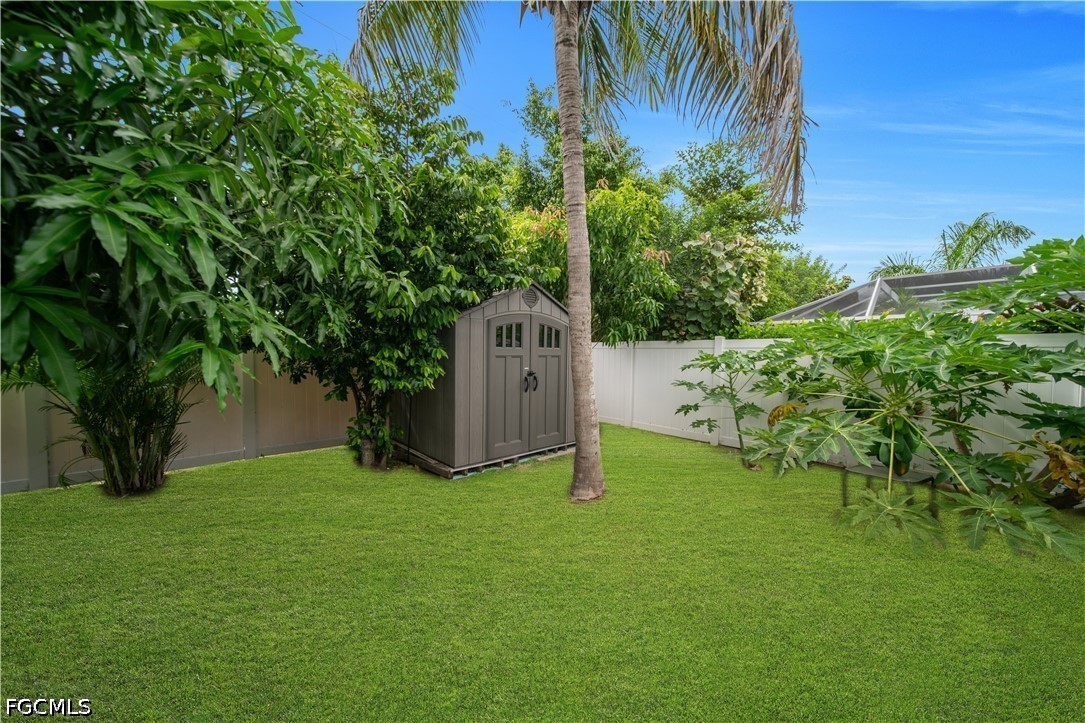 3 Bed Pool Home for Sale in Cape Coral, photo 43
