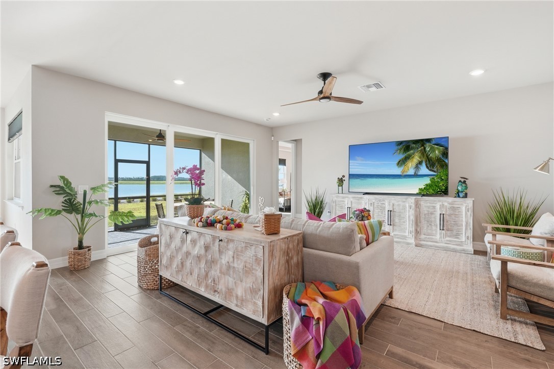 4 Bed Waterfront Home for Sale in Punta Gorda, photo 43