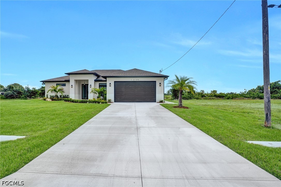 3 Bed Waterfront Home for Sale in Cape Coral, photo 43