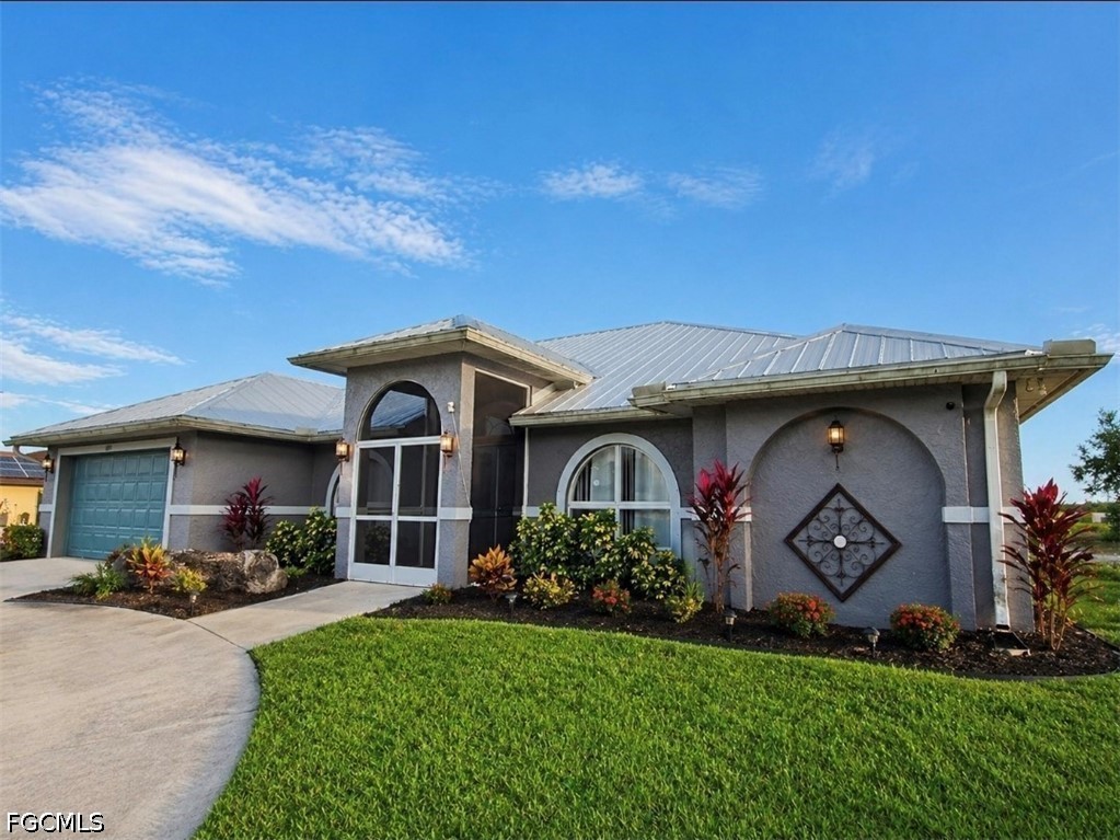 4 Bed Waterfront Home for Sale in Lehigh Acres, photo 43