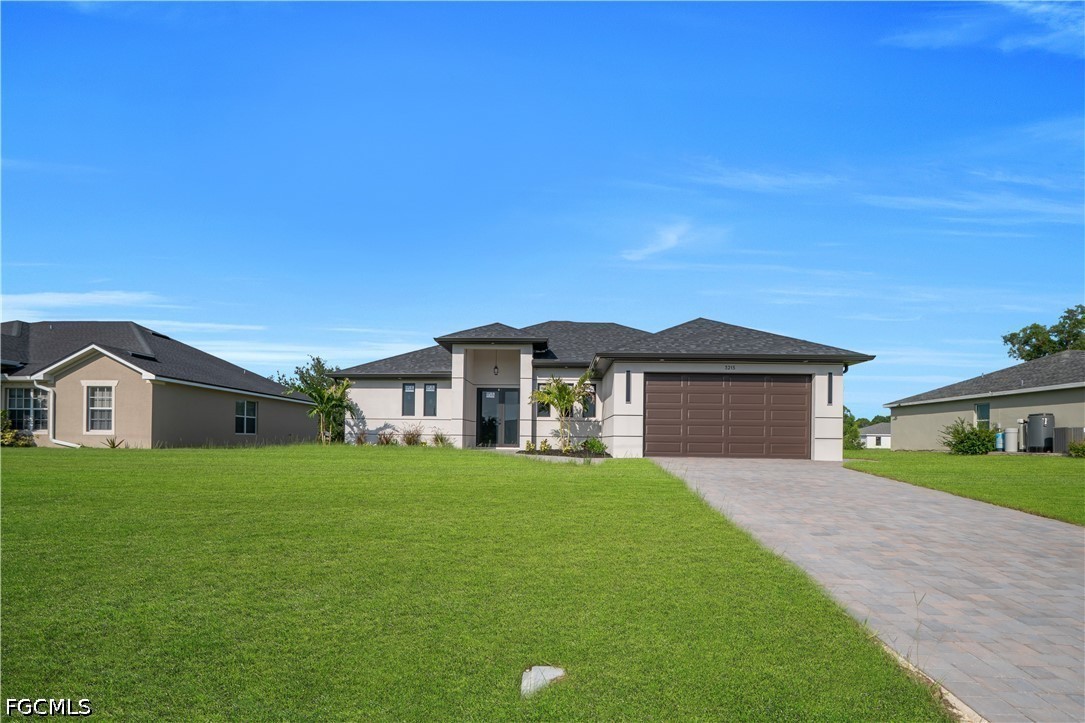3 Bed Waterfront Home for Sale in Cape Coral, photo 43