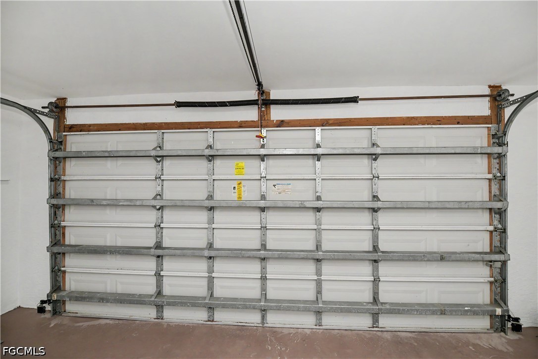 3 Bed SingleFamilyResidence for Sale in Cape Coral, photo 43