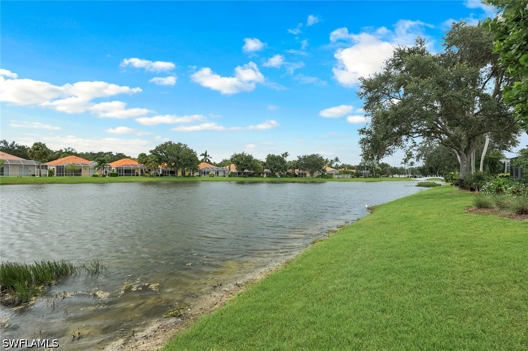 4 Bed Pool Home for Sale in Island Walk, photo 43