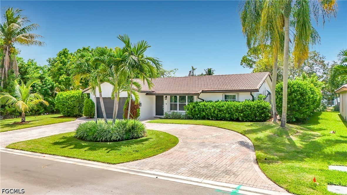 3 Bed Pool Home for Sale in Acreage, photo 43