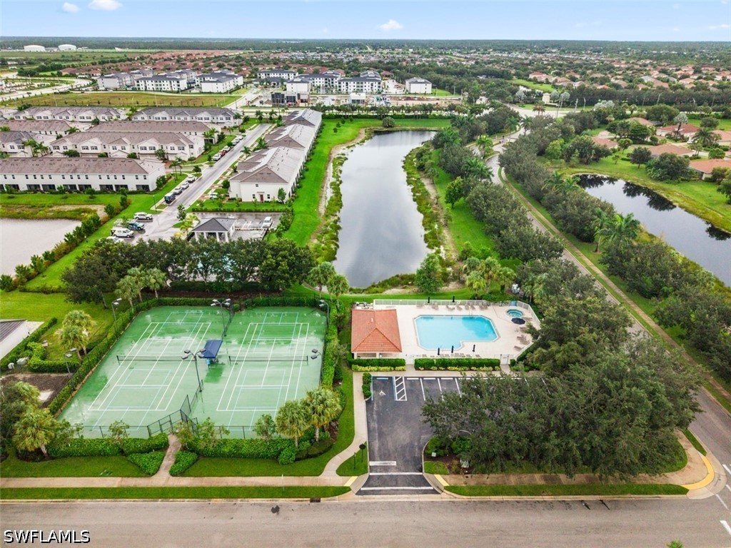 2 Bed Attached for Sale in Naples, photo 43