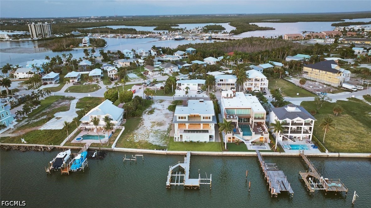5 Bed Pool Home for Sale in Fort Myers Beach, photo 43
