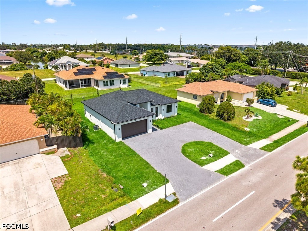 3 Bed SingleFamilyResidence for Sale in Cape Coral, photo 43