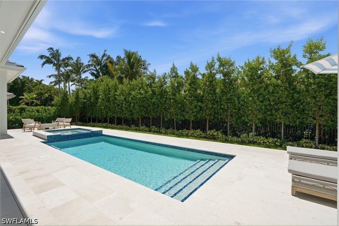 4 Bed Pool Home for Sale in Park Shore, photo 43
