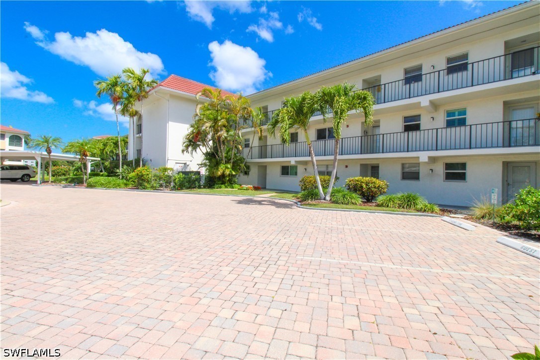 2 Bed Waterfront Home for Sale in Naples, photo 43