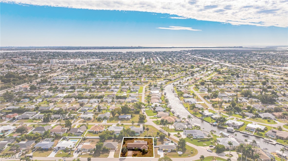 3 Bed Pool Home for Sale in Cape Coral, photo 44