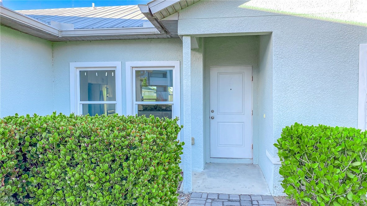 3 Bed SingleFamilyResidence for Sale in Cape Coral, photo 44