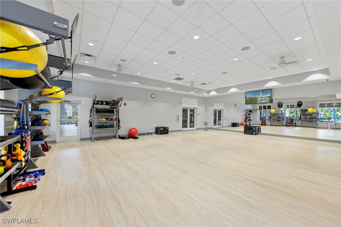 3 Bed Condominium for Sale in Somerset, photo 44