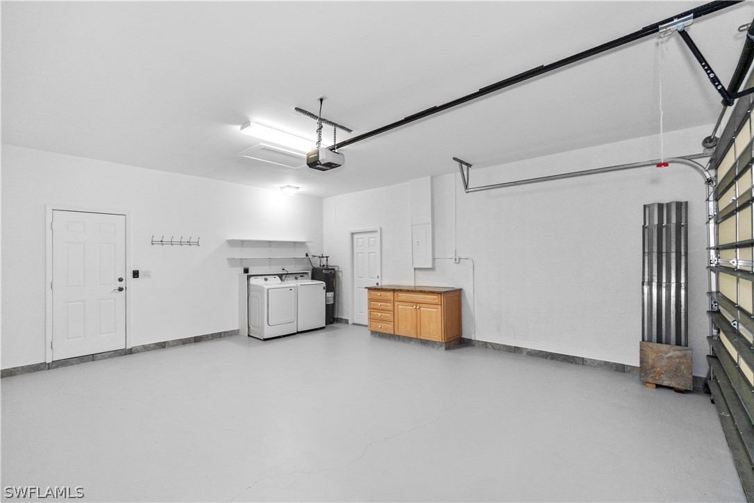 3 Bed SingleFamilyResidence for Sale in Naples, photo 44