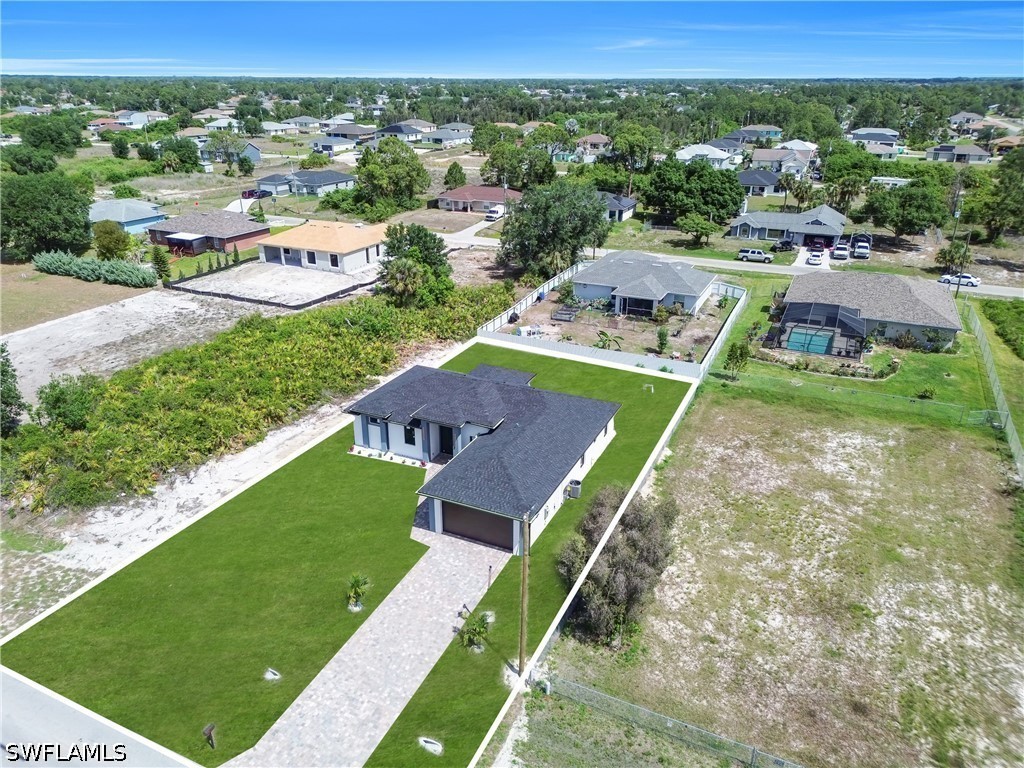 4 Bed SingleFamilyResidence for Sale in Lehigh Acres, photo 44
