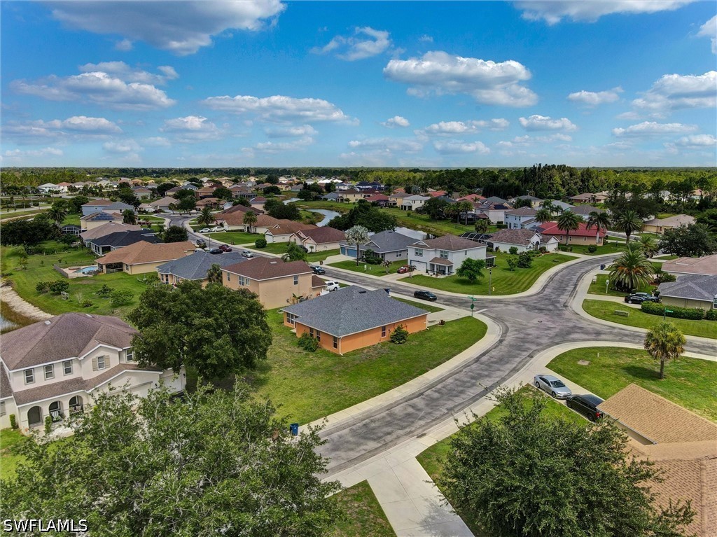4 Bed SingleFamilyResidence for Sale in Town Lakes, photo 44