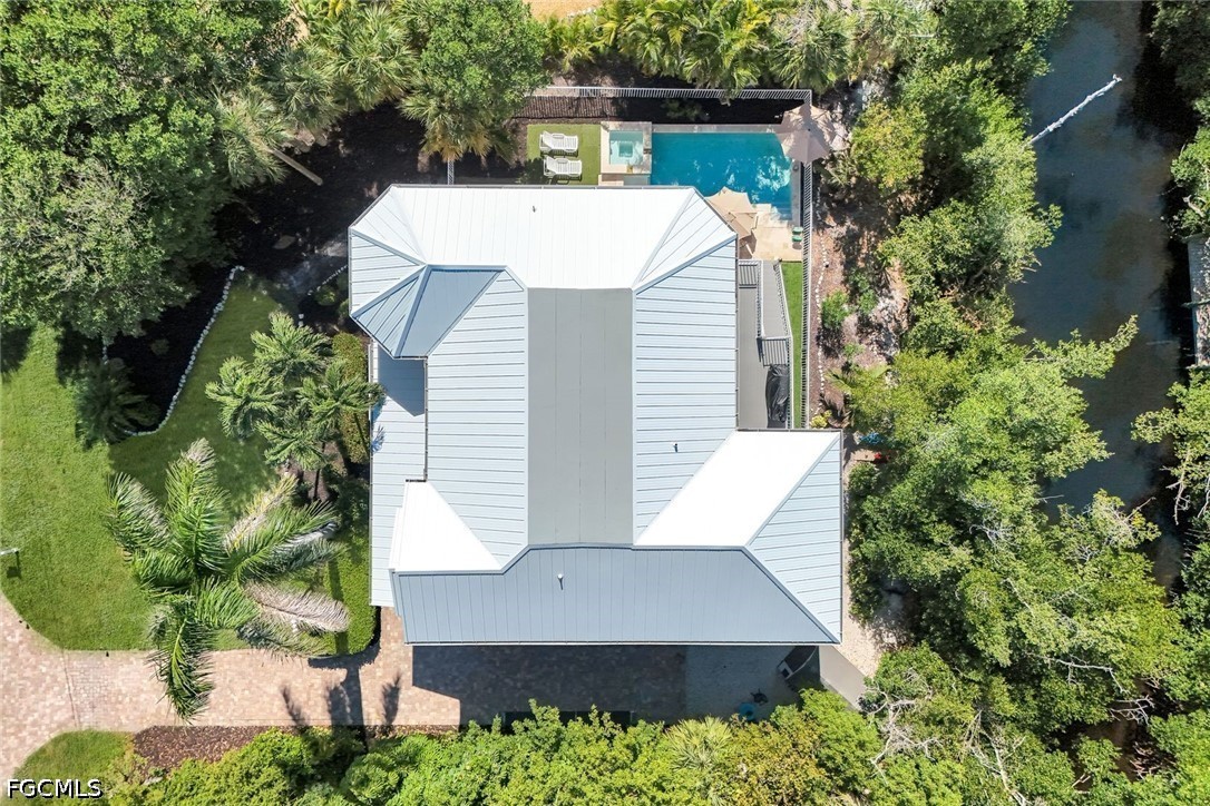 4 Bed Pool Home for Sale in Sanibel Estates, photo 44