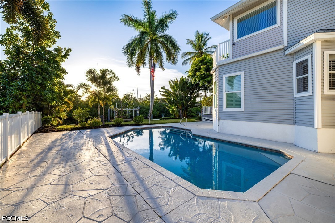 3 Bed Pool Home for Sale in Nature Pointe, photo 44