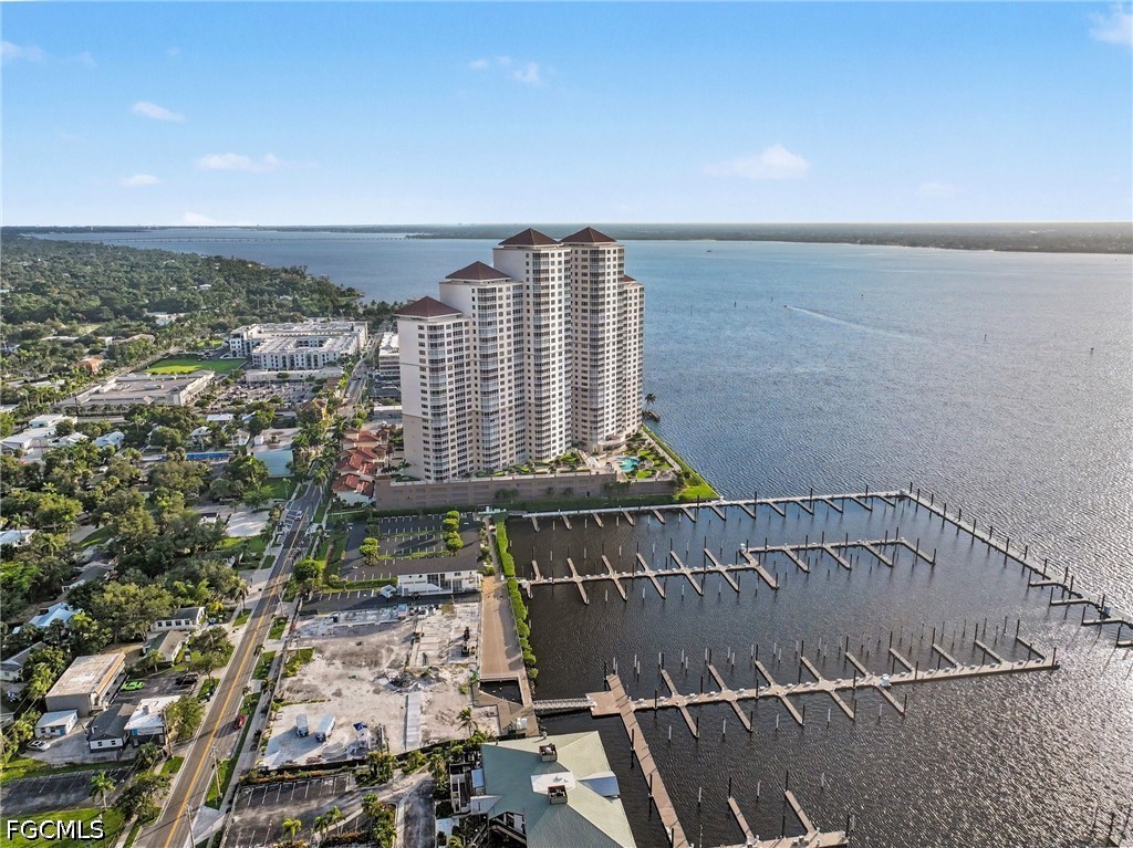 3 Bed Waterfront Home for Sale in Fort Myers, photo 44