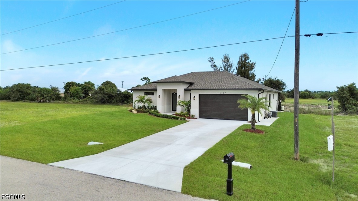3 Bed Waterfront Home for Sale in Cape Coral, photo 44