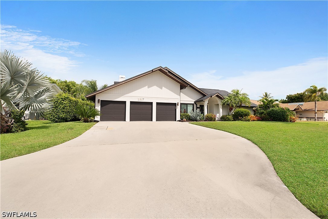 3 Bed Pool Home for Sale in Kings Lake, photo 44