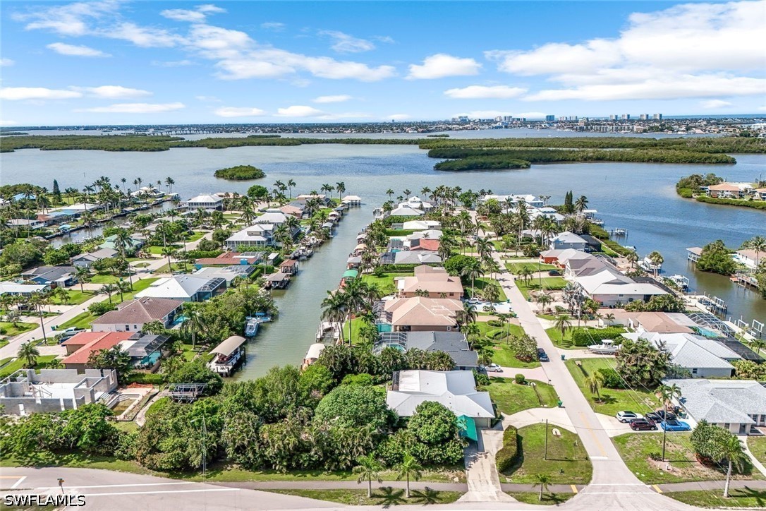 3 Bed Waterfront Home for Sale in Naples, photo 44