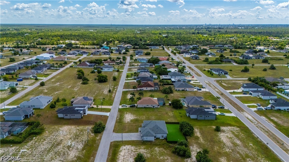 4 Bed SingleFamilyResidence for Sale in Cape Coral, photo 44