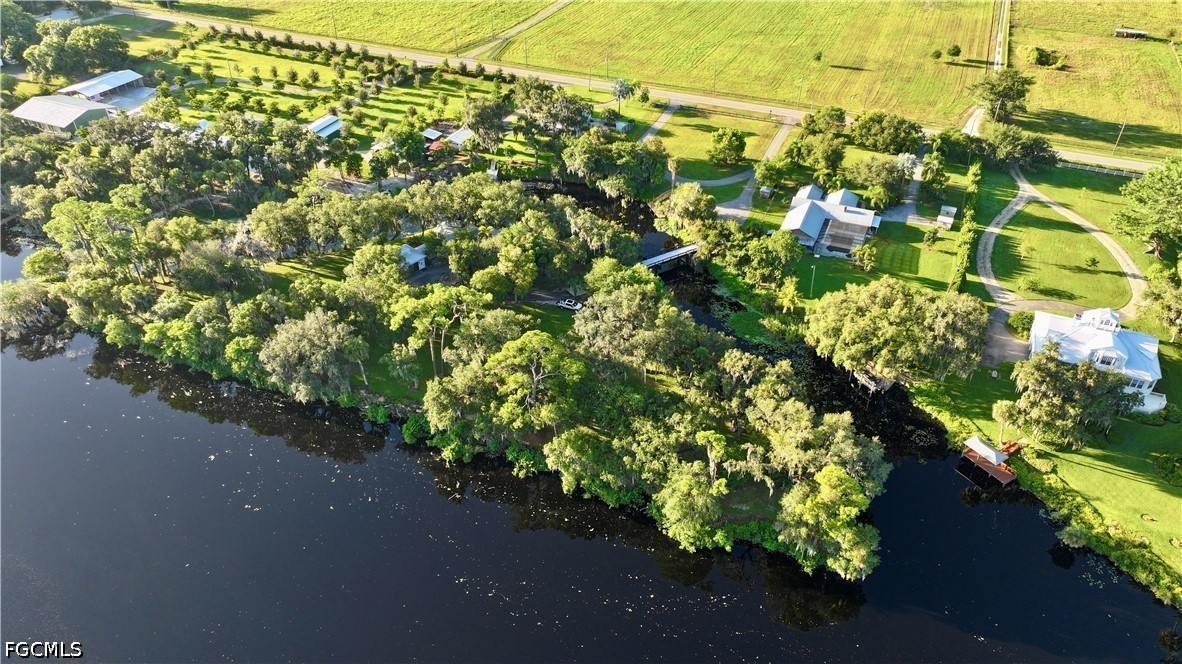 3 Bed Waterfront Home for Sale in Labelle, photo 44
