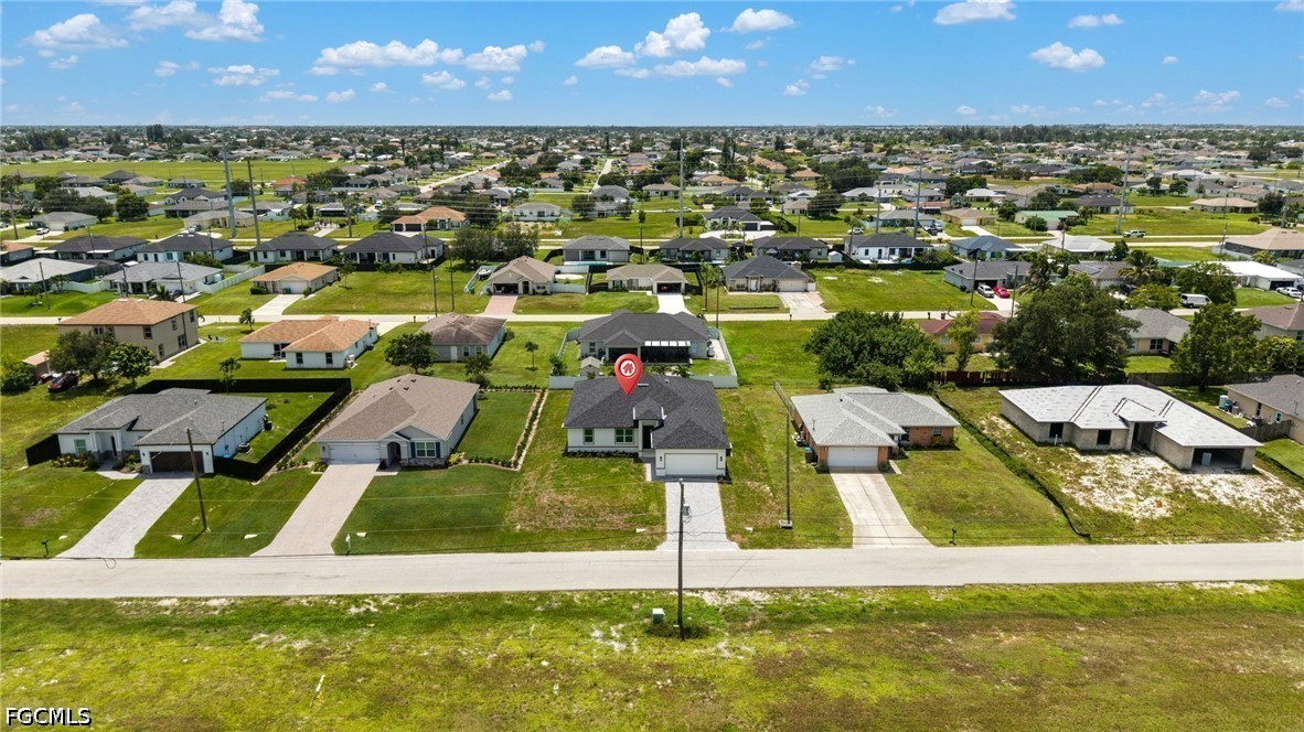 4 Bed SingleFamilyResidence for Sale in Cape Coral, photo 45