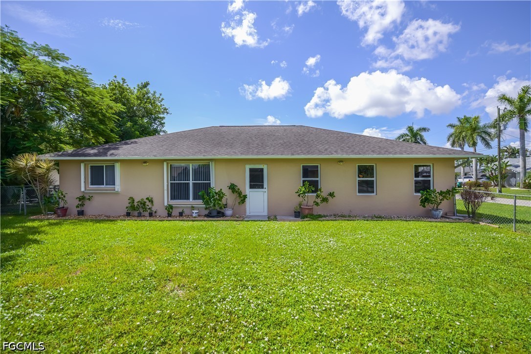 3 Bed SingleFamilyResidence for Sale in Cape Coral, photo 45