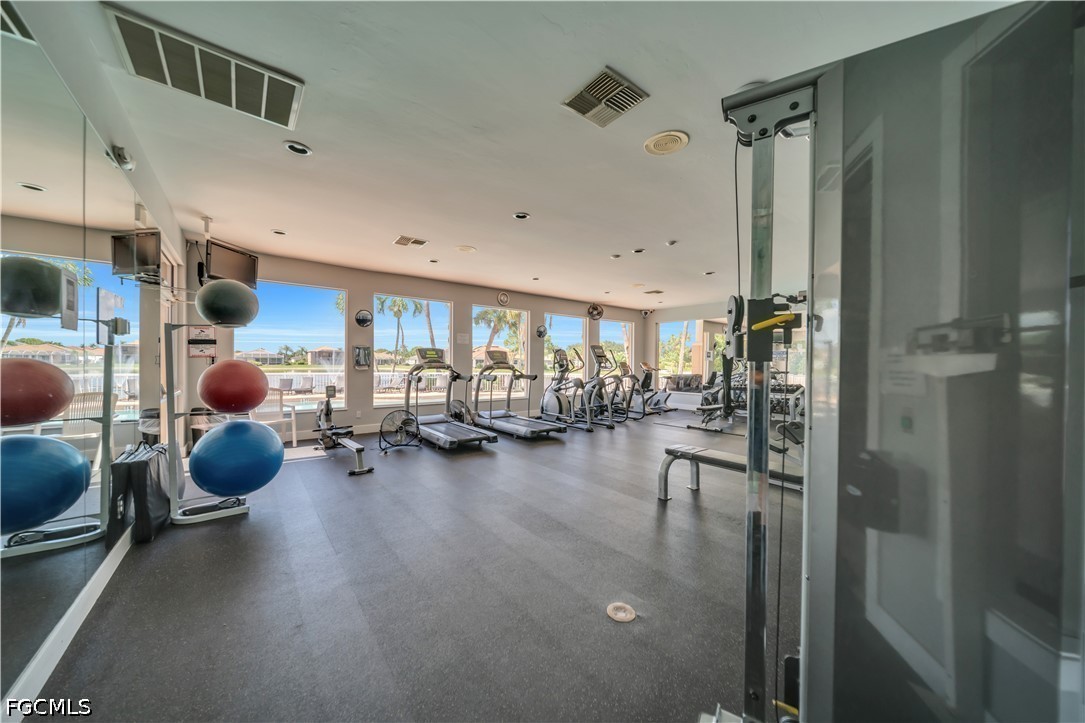 4 Bed SingleFamilyResidence for Sale in Gateway, photo 45