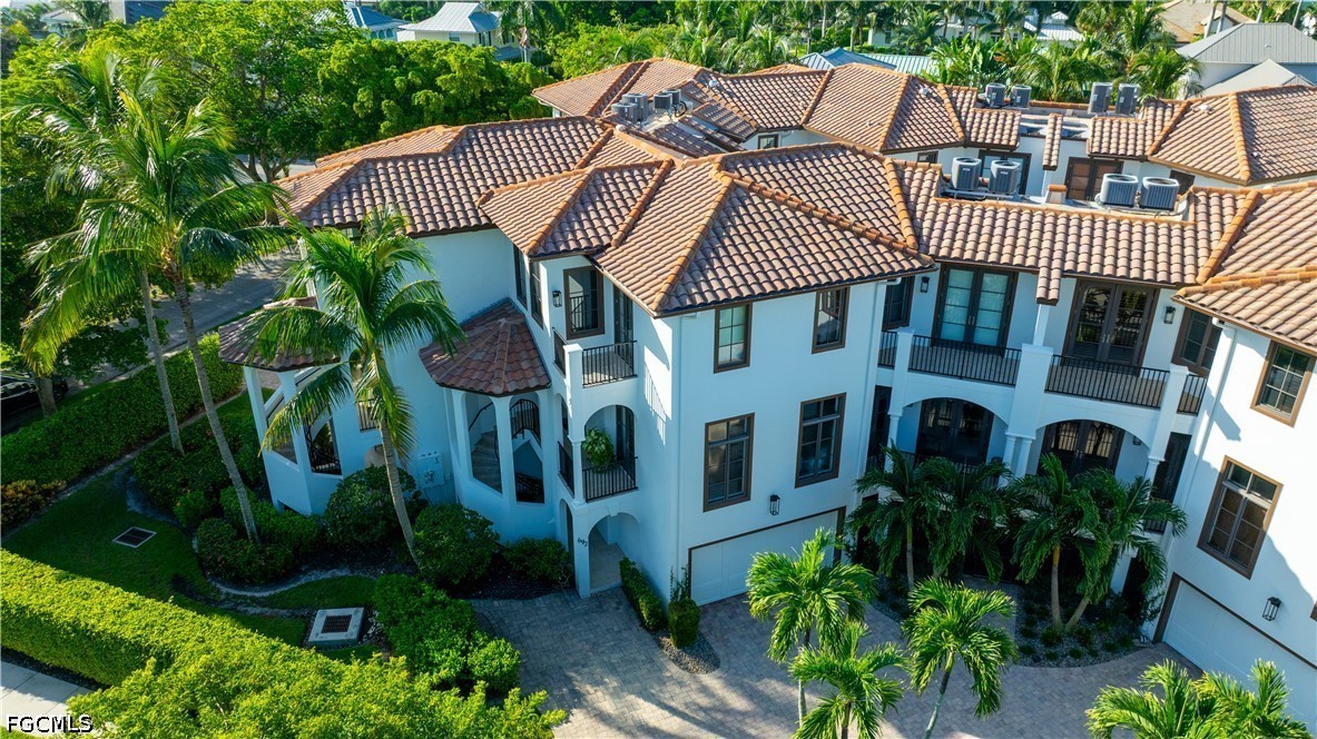 3 Bed Condominium for Sale in Bella Vita, photo 45