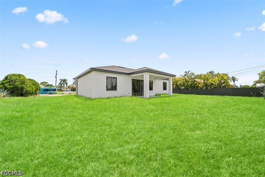 3 Bed SingleFamilyResidence for Sale in Cape Coral, photo 45