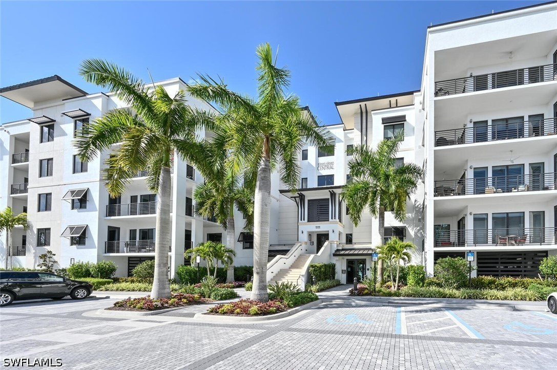 2 Bed Condominium for Sale in Naples, photo 45