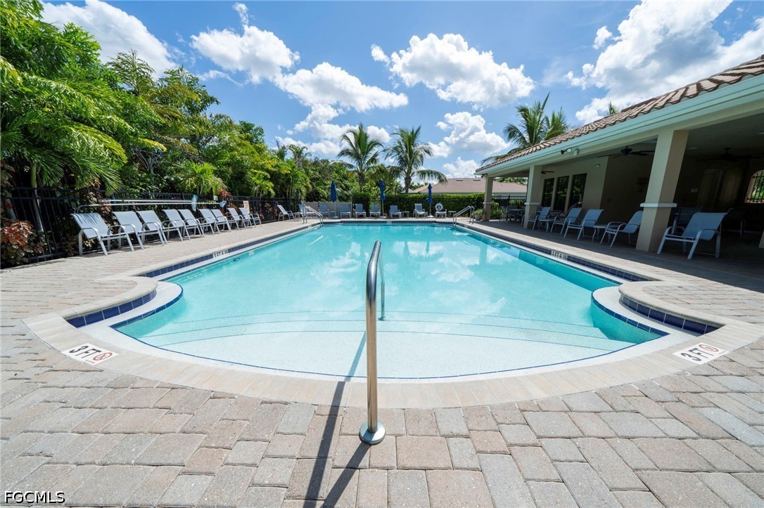 4 Bed SingleFamilyResidence for Sale in Venetian Pointe, photo 45