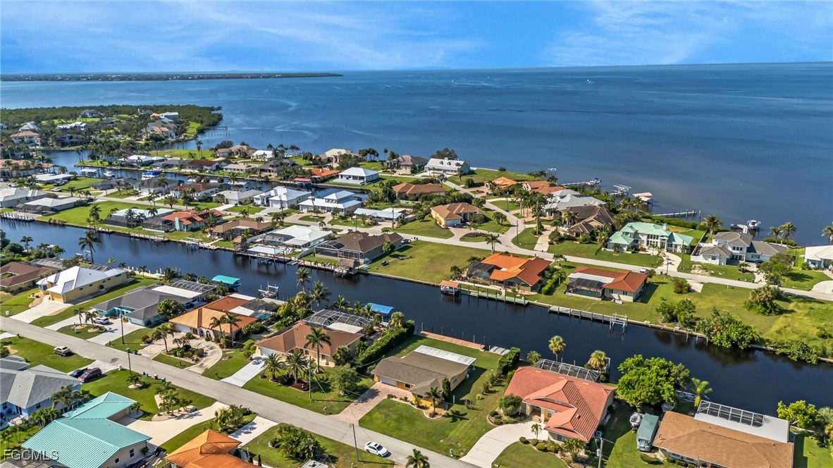 3 Bed Waterfront Home for Sale in Port Charlotte, photo 46