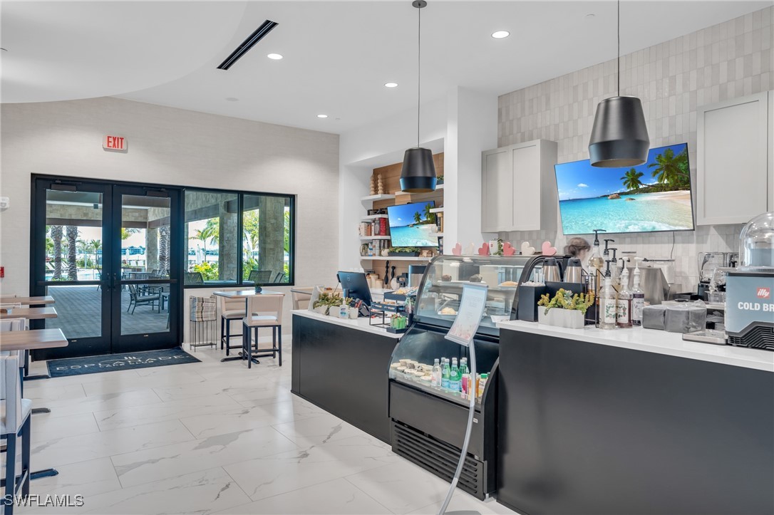 2 Bed Condominium for Sale in Fort Myers, photo 46